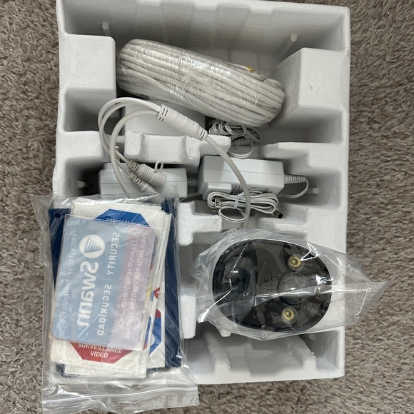 Swann Security System (Spotlight Outdoor/Indoor Camera 3Pck) SWIFI-SPOTCAMPK3-CL - Picture 11 of 16